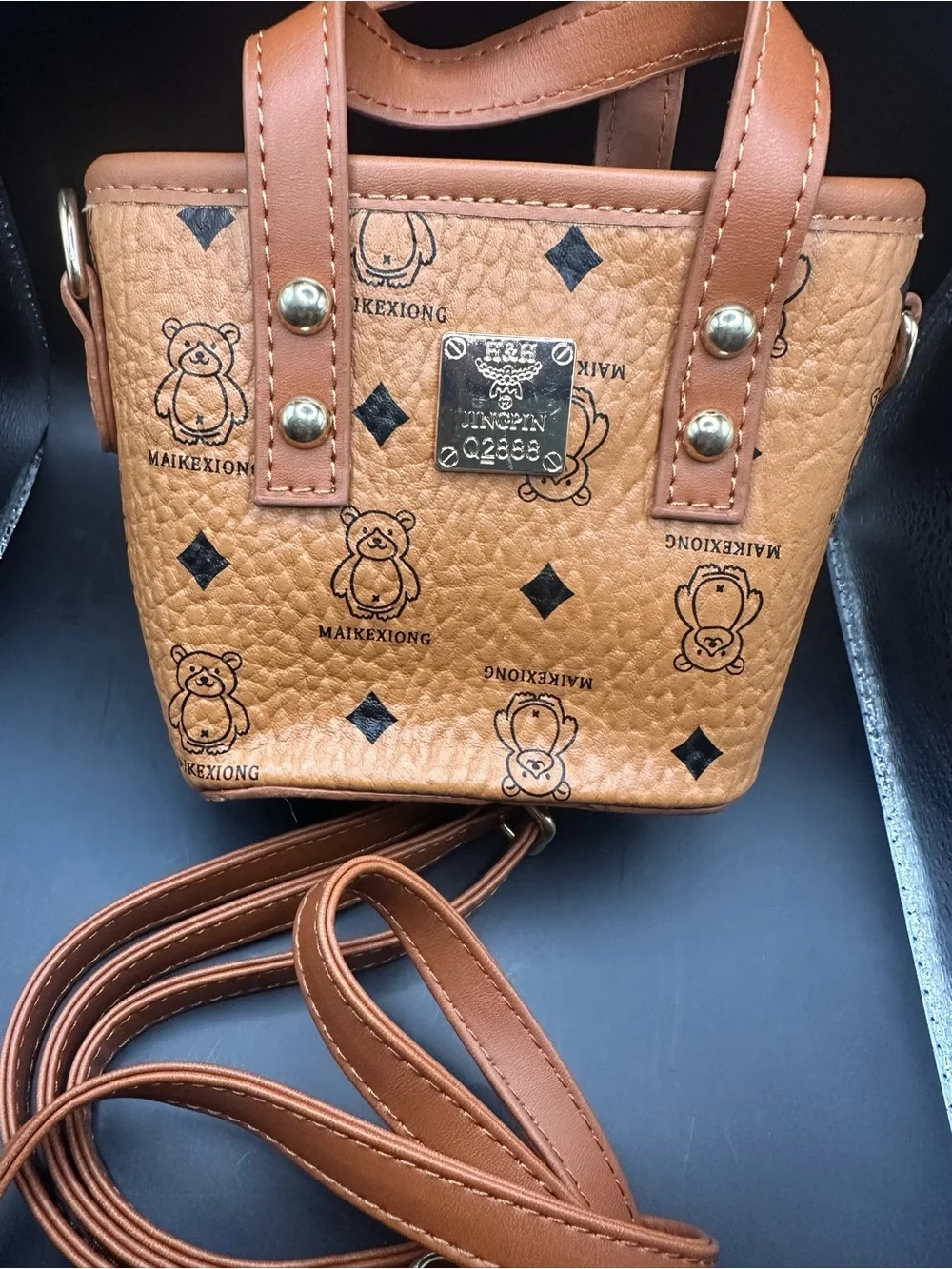 Jingpin tan mini